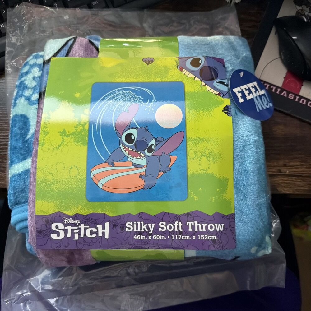 Disney Lilo & Stitch Make Waves 46 x 60 Inch Silk Touch Throw Blanket